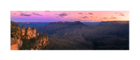 Orange and pink sunset skies at the three sisters, blue mountains, New South Wales, Sydney, Australia. Panoramic photograph, Shaun Trainer photography. Purchase fine art landscape photography prints. Luxury Interior design ideas.